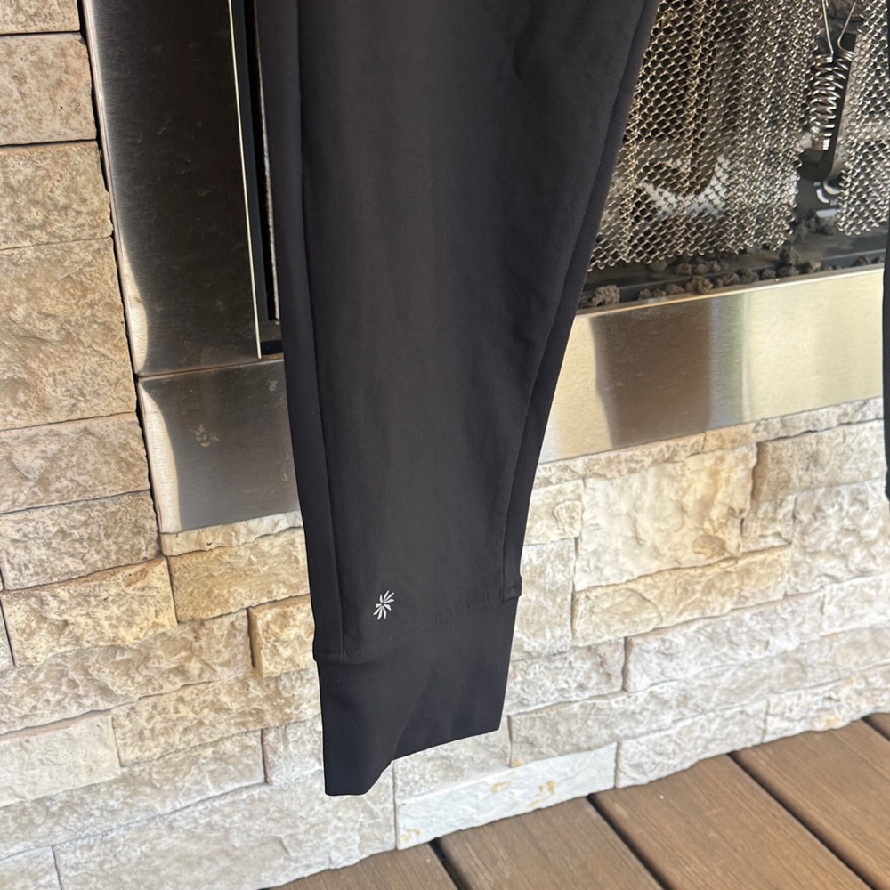 NWT Athleta Headlands Hybrid Trek Jogger Black Pants - Picture 10 of 10